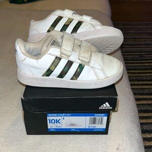 Adidas camo grand court CF1